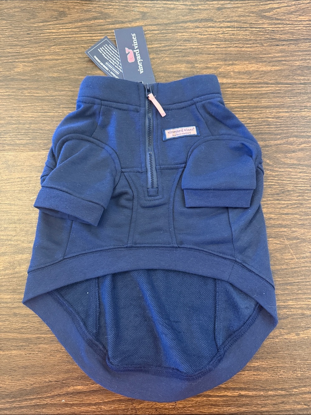NWT Vineyard Vines Dog Sweatshirt Top